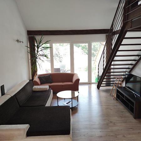 Attic Parkview Apartment Pöstyén Kültér fotó