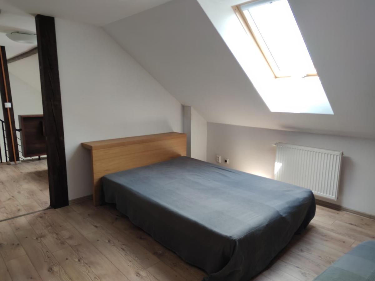 Attic Parkview Apartment Pöstyén Kültér fotó