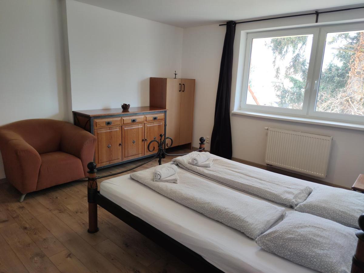 Attic Parkview Apartment Pöstyén Kültér fotó