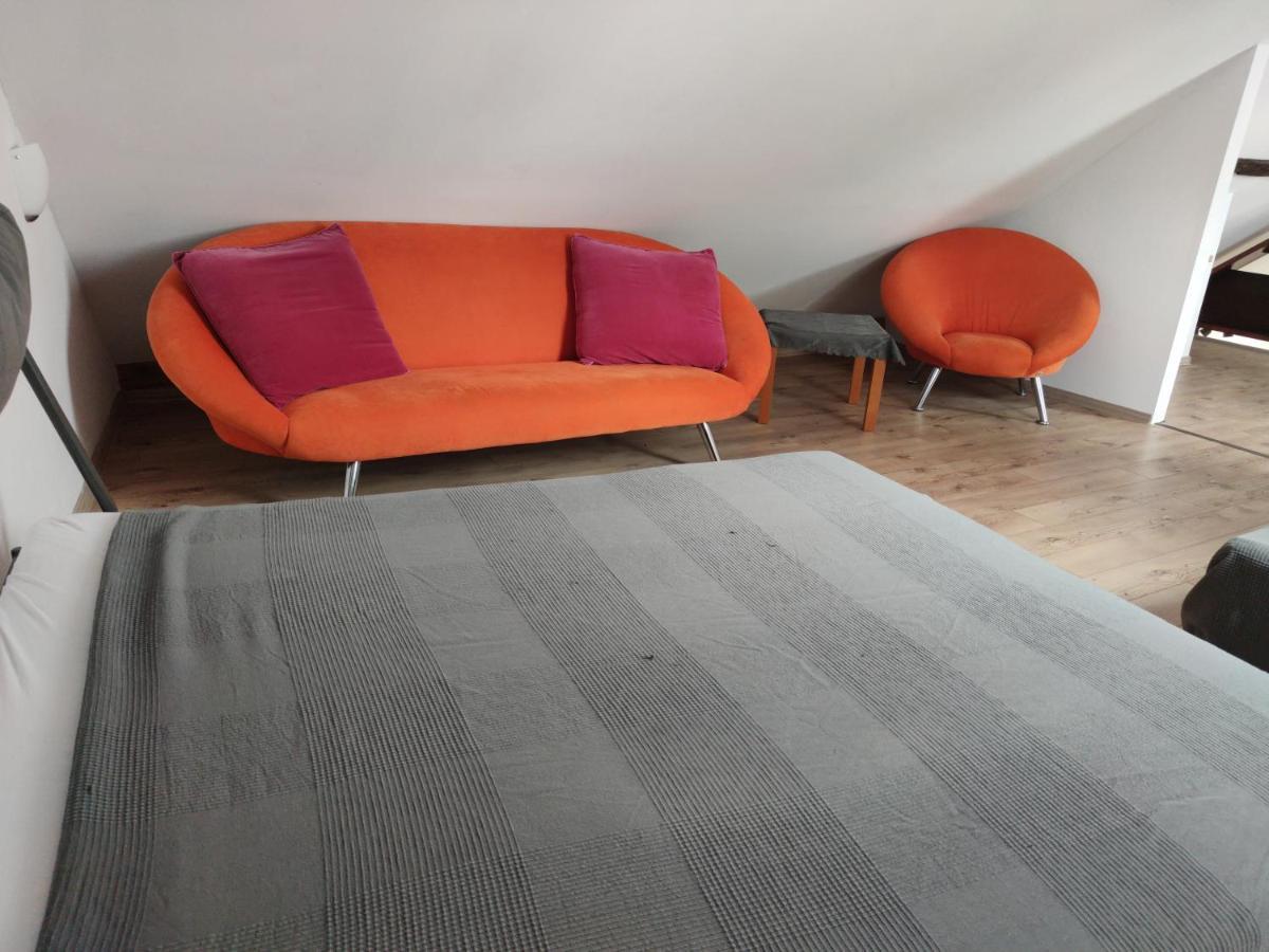 Attic Parkview Apartment Pöstyén Kültér fotó