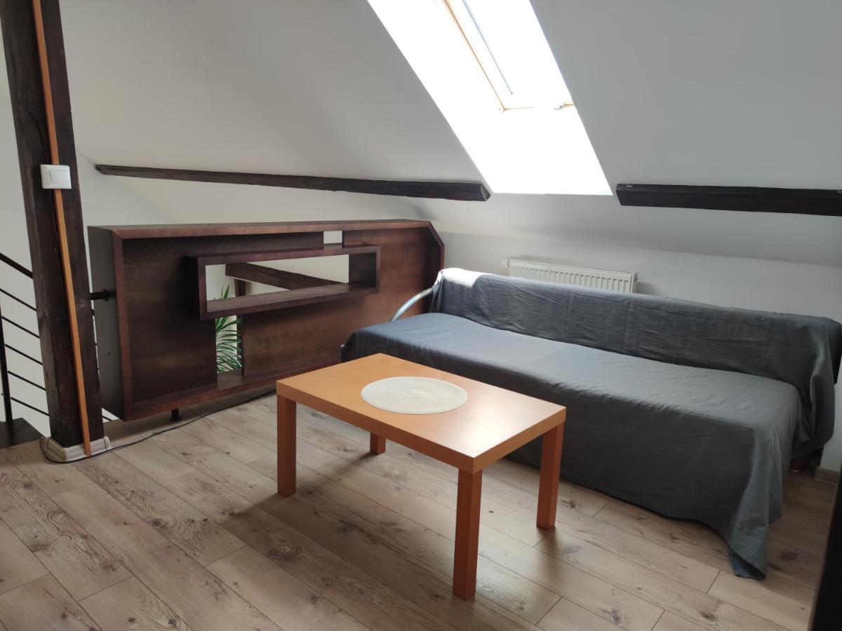 Attic Parkview Apartment Pöstyén Kültér fotó