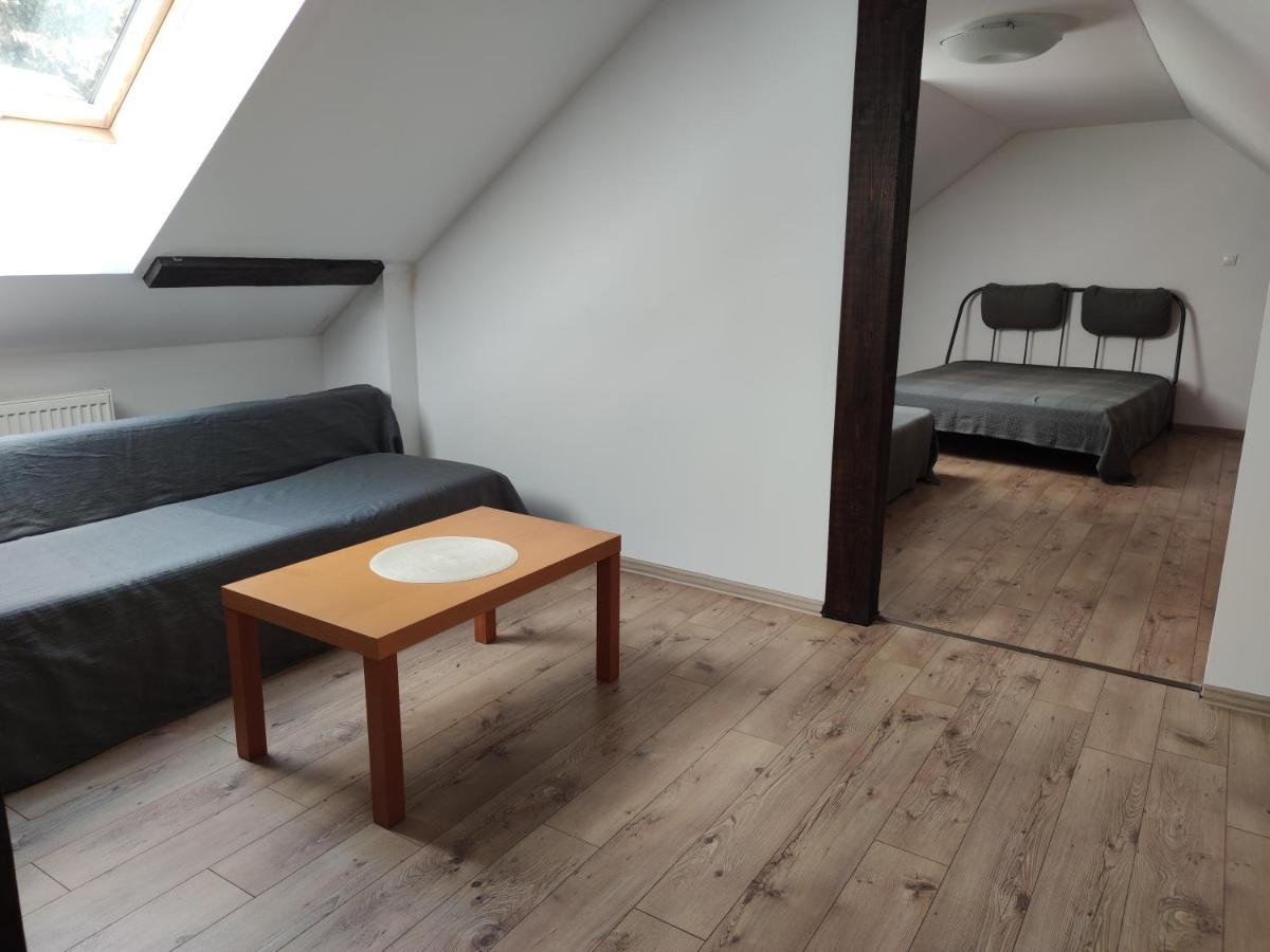Attic Parkview Apartment Pöstyén Kültér fotó
